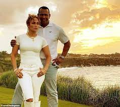 Madison Lecroy Ignores Jennifer Lopez And Alex Rodriguez S Split With New Selfie Daily Mail Online