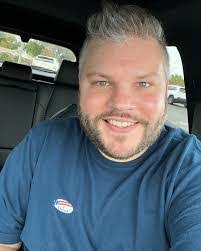 Jeremy Young's Instagram, Twitter & Facebook