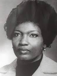 Evelyn Messer's Instagram, Twitter & Facebook