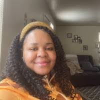 Sasha Colvin's Instagram, Twitter & Facebook