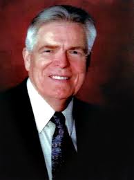 Almost from Esto, a familiar life