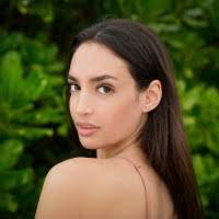 Amir Vafa's Instagram, Twitter & Facebook