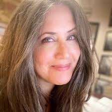 Star Rating and Reviews for Laura Hahamian