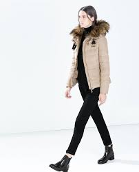 Aujourd'hui, nous allons vous apprendre à faire cette salade simple et délicieuse. Doudoune Homme Capuche Fourrure Zara