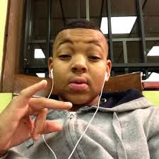 Andre Clark Jr (@ImWayTooFresh)