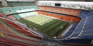 Dari wikipedia bahasa indonesia, ensiklopedia bebas stadion san siro, juga dikenal sebagai stadion giuseppe meazza, adalah stadion sepak bola di milan, italia. Das Giuseppe Meazza Stadion In Mailand Wird Abgerissen