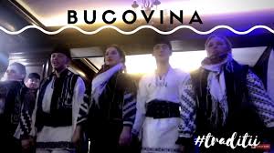 Sacrificarea porcului de craciun (ignatul porcilor sau inatoarea), in zorii zilei de ignat, la 20 decembrie, este o buna dovada a modului in care o practica pagana a ajuns sa se elena udrea a participat la taierea porcului si a tinut neaparat sa impartasca asta cu sustinatorii sai de pe facebook. Traditii Dansuri Si Taierea Porcului In Bucovina Revelion 2018 Youtube