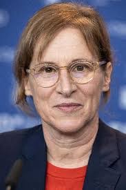 Susan Gladstone's Instagram, Twitter & Facebook