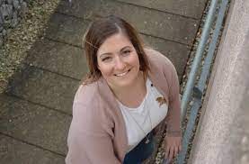 Never miss another show from nadine lindner. Agenturinhaberin Nadine Linder Erzahlt Uber Ihren Einstieg Bei Der Allianz Allianz Vertrieb