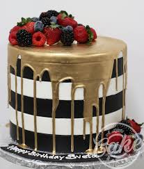 Black and gold 40th cake. Black And White Birthday Cake With Gold Drip