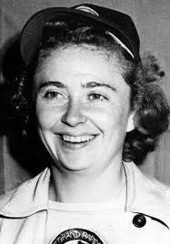 Lavonne Davis's Instagram, Twitter & Facebook