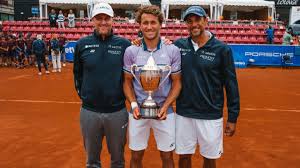 Casper ruud (born 22 december 1998) is a norwegian professional tennis player from snarøya in bærum. Zi C6u7pc7acpm