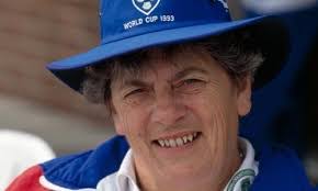 Eileen Ash's Instagram, Twitter & Facebook