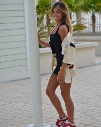 Ava Majury - Free pics, galleries & more at Babepedia