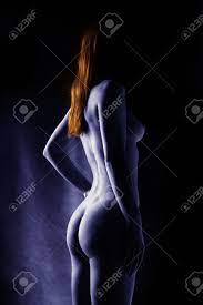 Selectiva De Desnudos Artisticos De Color Rojo De Modelo Fotos Retratos Imagenes Y Fotografia De Archivo Libres De Derecho Image 2460980