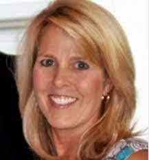 Donna Hodurski's Instagram, Twitter & Facebook