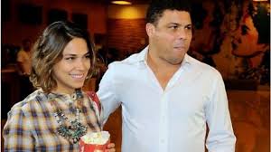 He was born on september 18, 1976 in itagui, brazil. Bia Anthony And Ronaldo Luis Nazario De Lima Photos Bia Anthony And Ronaldo Luis Nazario De Lima Picture Gallery Famousfix