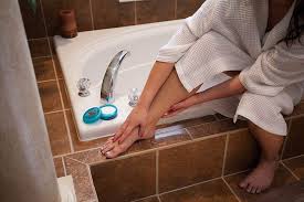 For best results, apply to exfoliated skin at bedtime and after bathing, as these are the most effective times for moisturising extremely dry skin. O Keeffe S Healthy Feet 91 Grammes Jar Energy Class A 2 By O Keeffe S Shop Online For Homeware In Fiji