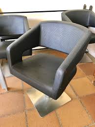 Hair salon furniture used hair salon mirrors used salon furniture hair salon chairs reception desk hairdressing furniture hair salon trolley dressing table. Used Hair Salon Chair Furniture Tables Chairs On Carousell
