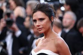 Jun 15, 2021 · victoria beckham had fans floored in a tiny strapless dress as she prepared for a date night with hubby david. Victoria Beckham Trying Bizarre Beauty Products To Stay Young