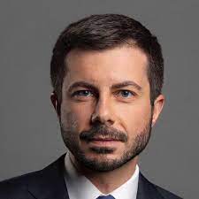 His run as south bend, indiana's leader ended in december) has not only grown a beard but also cut his hair. Beardedbuttigieg And Other Candidates Scruff Profiles Paper