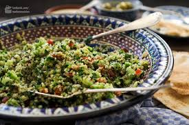 Taboule Bulgursalat Mit Petersilie Minze Madame Cuisine Rezept Bulgursalat Lebensmittel Essen Minze