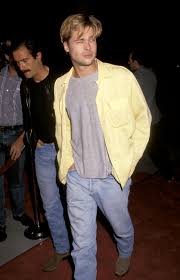 2xs xs s m l xl 2xl 3xl 4xl 5xl 6xl 7xl 36 38 40 42 44 46 48 one size. Rare Photos Of Young Brad Pitt Young Photos Of Brad Pitt