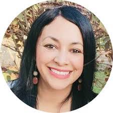 Mara Bird's Instagram, Twitter & Facebook