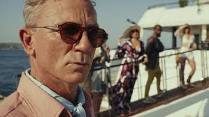 Watch Glass Onion: A Knives Out Mystery | Netflix Official Site