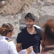 Actor shaheer sheikh who has entertained fans with shows like kuch rang pyar ke aise bhi, mahabharat, and more is all set to embrace parenthood with wife ruchikaa kapoor. Shaheer Sheikh Shaheernsheikh Instagram Photos And Videos