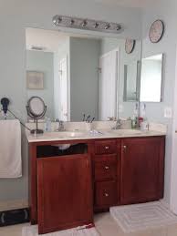 The frame overhung the mirror on either side by about 2 inches. Gplxc O Ztvt7m