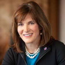 What a great day celebrating our Chandler Business Service Representative  Terrence Young, receiving the First Citizens Bank Exceed Award. We are  fortunate you are part of our team! Thank you…