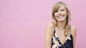 Yawning and opening the mouth as far as possible, then closing it very slowly without letting the teeth touch. Jowls Cosmetic Clinic In Melbourne Dr Jodie