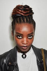 Maybe you would like to learn more about one of these? 90s Hairstyles 28 Popular Looks All Things Hair Us