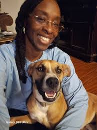 Kim Macklin's Instagram, Twitter & Facebook