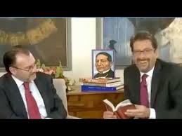 El presentador cuestionó en twitter si se debe creer en los dichos de un delincuente y desestimó las. Se Le Acabo La Risa A Eduardo Videgaray Intenta Defender A Su Hermano Luis Videgaray Youtube