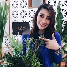 Biarpun agak jarang muncul di layar perak. Rita Rudaini Mekar My