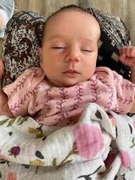 Hello All. I'm new here. Would anyone be able to remove the child in front  of the lady please? You can see his foot etc. My daughter was walking the  same path