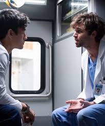 Meredith grey, fille d'un chirurgien très réputé, commence son internat de première année en médecine chirurgicale dans un hôpital de seattle. Grey S Anatomy Season 15 Episode 22 Review Head Over High Heels Tv Fanatic