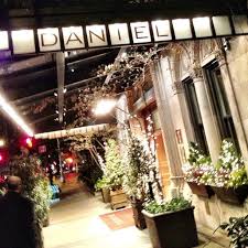 Daniel Upper East Side New York Ny Nyc Restaurants Holiday Decor Daniel