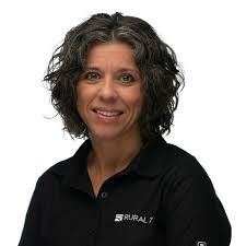 Darla Larson's Instagram, Twitter & Facebook