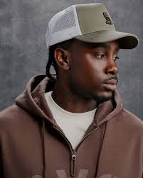 October's Very Own☆スウェット☆GARMENT DYEDジップフーディー