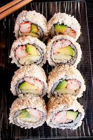Tapos na ako magdeliver, natapon pa yung konting sabaw nung ulam sa thermos bag ko. California Roll Sushi Recipe Video Masalaherb Com