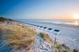 Texel Het Strand Bij Paal 17 Van Ton Drijfhamer Op Canvas Behang En Meer Het Strand Strand Strand Schilderijen