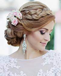 Striking Wedding Hairstyles With Glam Modwedding Summer Wedding Hairstyles Quinceanera Hairstyles Bridal Hair