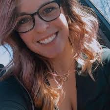 Carrie Shea's Instagram, Twitter & Facebook