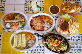 The seafood restaurant serves up fish soup, shrimp cocktail and red beers. The Riviera Cocina Cantina