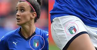 Aktuelle hintergrundinformationen und wissenswertes rund um das thema italienische nationalmannschaft. Italienische Frauen Nationalmannschaft Wird Sterne Los Nur Fussball