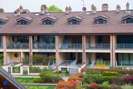 Immobiliare Milano Locazione Appartamento Arredata Peschiera Borromeo Cofim Immobiliare S R L Stili Di Casa Appartamento Immobiliare