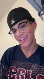 jiggy (@.jiggyturner)'s video of open your eyes and smile